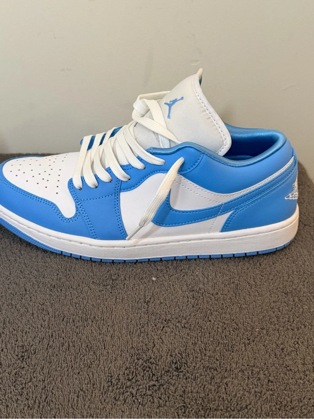 Nike Air Jordan 1 Low in men’s size 10 1/2. In the University Blue/ White